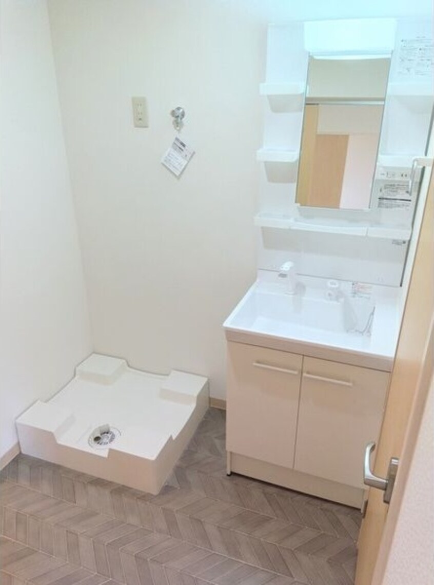 使いやすい洗面所です 第一マンション丹羽