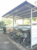 駐輪場です サンライズ八熊