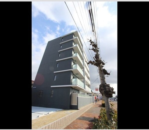 外観は落ち着いています ボワドブローニュⅢ