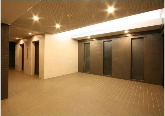 建物の内部です レジディア日比野