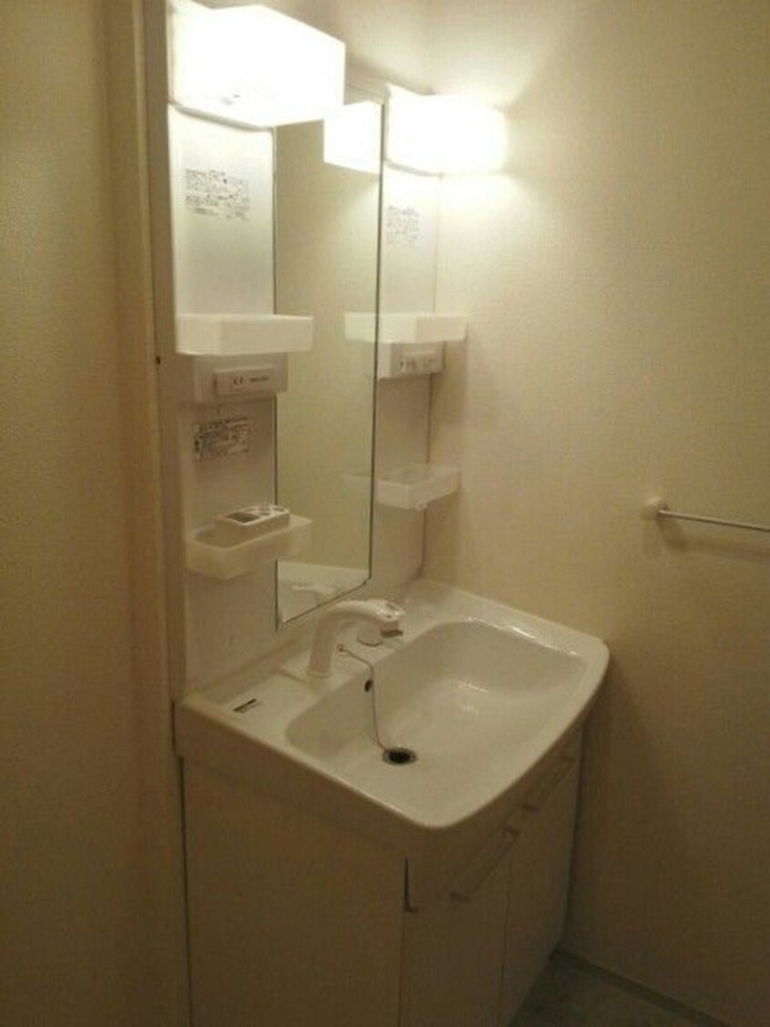 コンパクトで使いやすい洗面所 ＰＥＡＲＬ（パール）