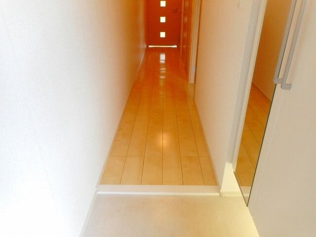 シンプルで使いやすい玄関です ベル　ソフィア