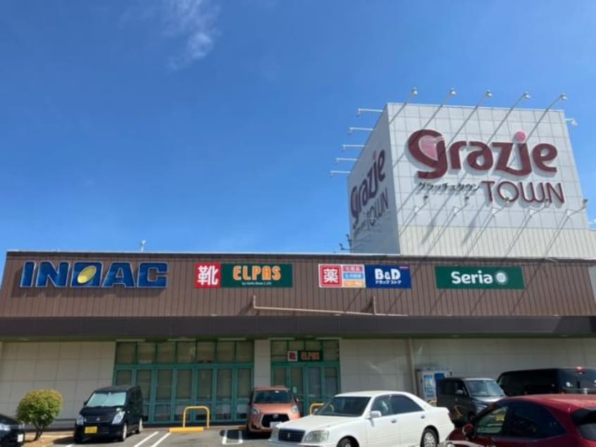 Seria生活良品太平通店 1079m エルメゾン元中野