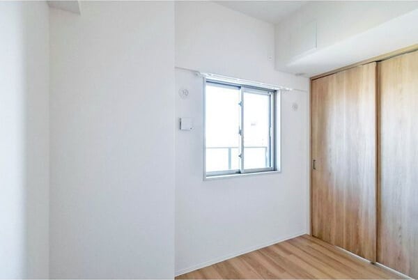 落ち着いて過ごせるお部屋なので、寝室にいかがでしょうか アドバンス名古屋シュテルン