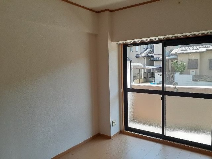 使い勝手のいい寝室です ラヴィアンローズＡ