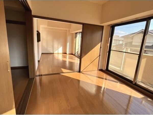 使いやすい居間です コンフォート高畑