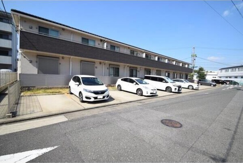 駐車場に車を止められます port　west　雅