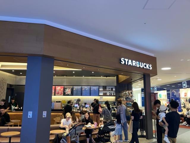 スターバックスコーヒーららぽーと名古屋みなとアク 1216m リーガル東海通