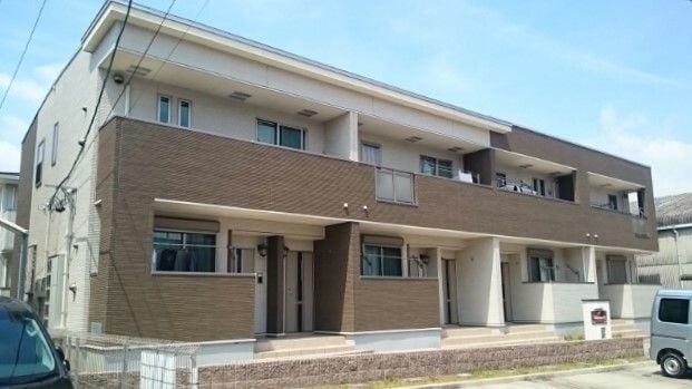 落ち着いた雰囲気の外観です グリシナ　Ⅱ