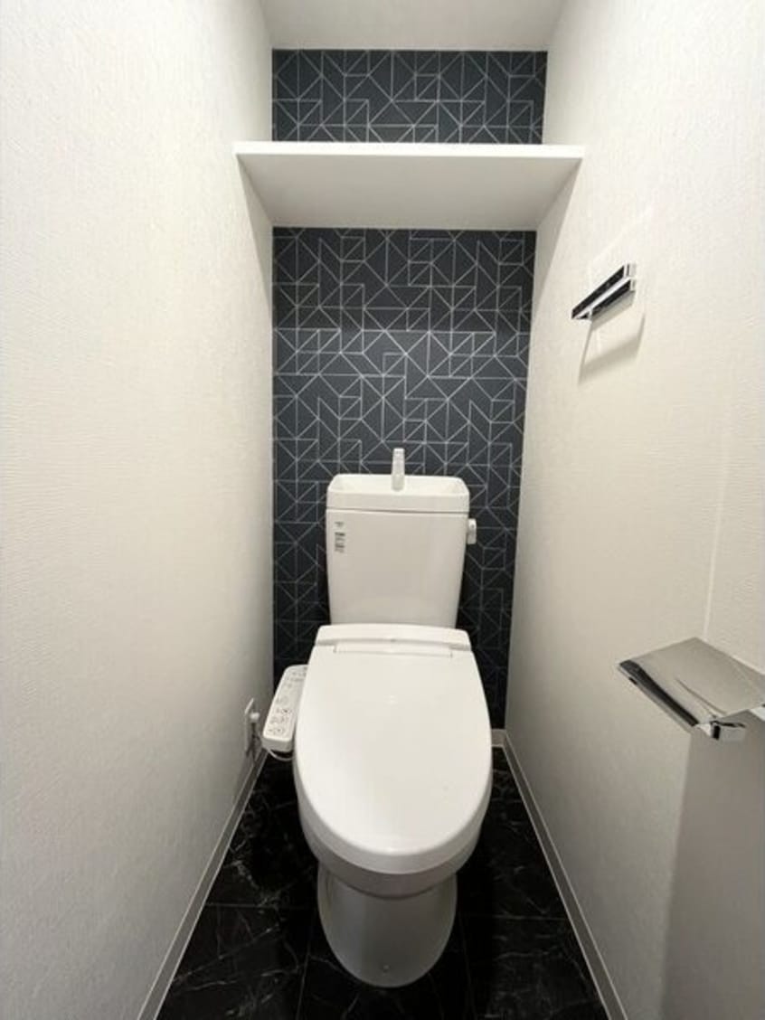 ゆったりとした空間のトイレです S-RESIDENCE熱田一番