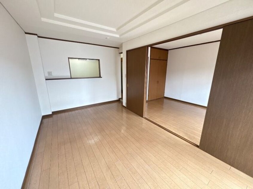 おしゃれな居間です エスポアロイヤル