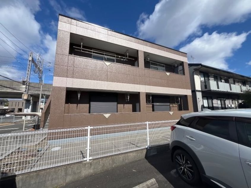 おしゃれな外観です マリンルージュ