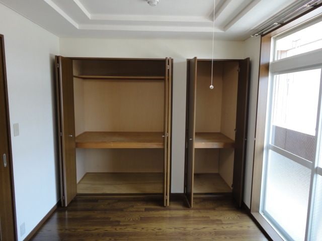 収納豊富です マリンルージュ