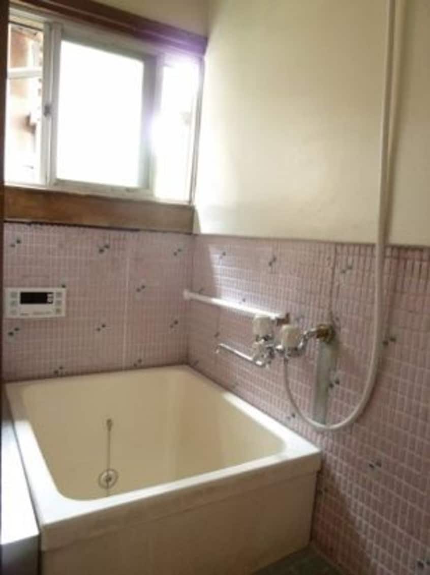 お風呂です 中郷２－２０３貸家