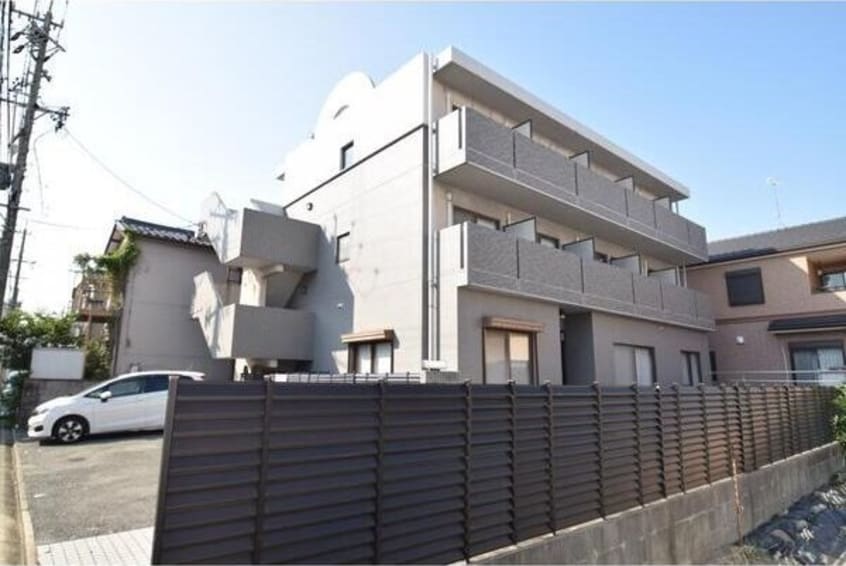 おしゃれな外観です シルフィールドYM