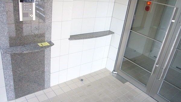 オートロックつき Lumiere Duo FB館　(ルミエールデュオ)