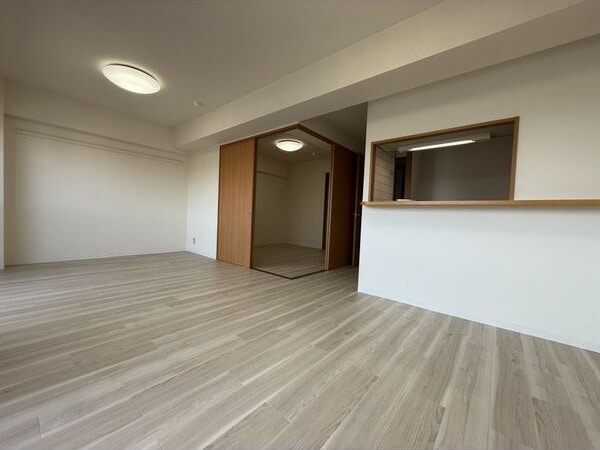 ゆったり過ごせる居間です Lumiere Duo FB館　(ルミエールデュオ)