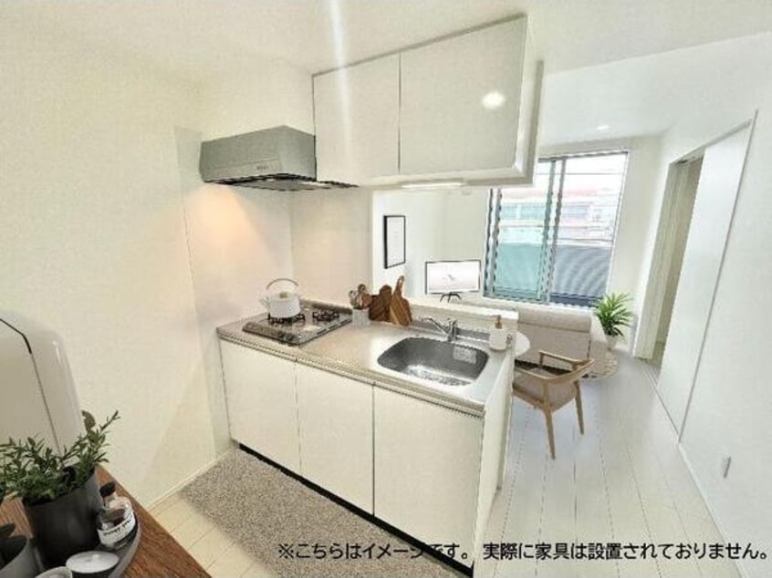 こちらの居間で趣味の時間をお楽しみください mia　casa十一番町