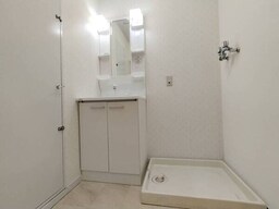 脱衣スペースもあります