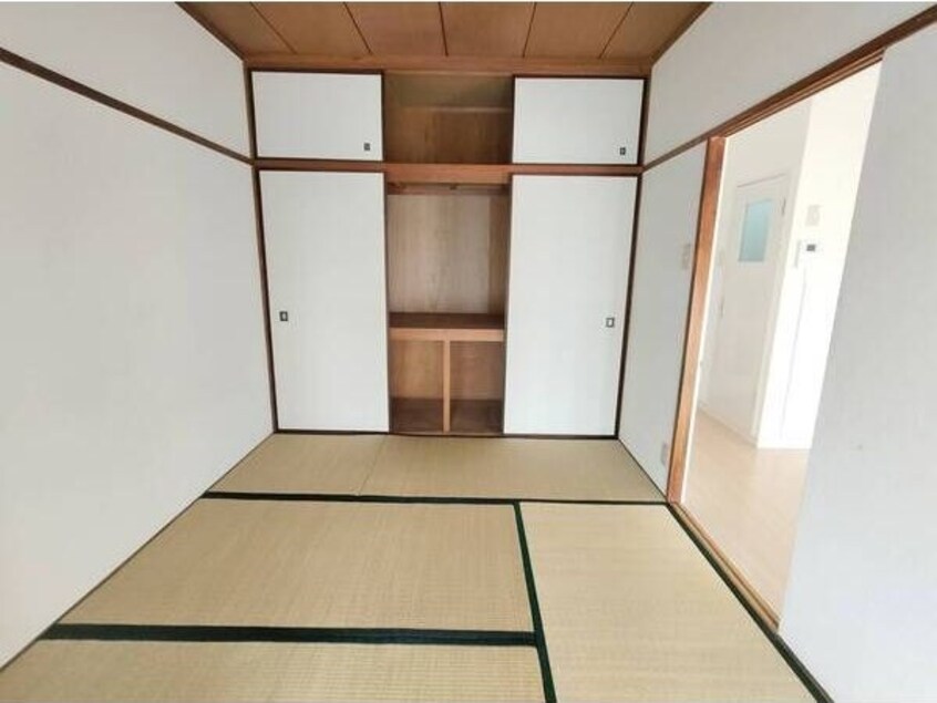 大きなものも収納できそうです シャルム湊