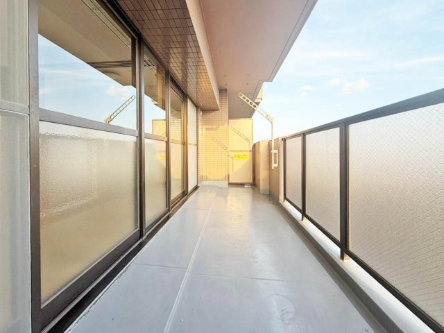 バルコニー付きです パームスプリングス