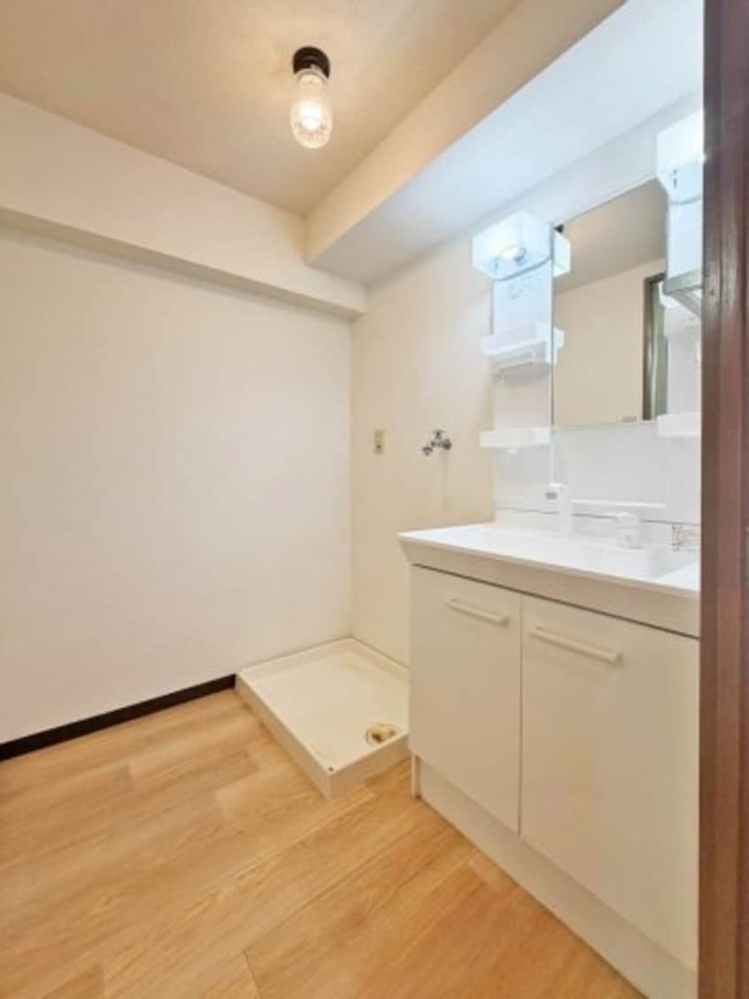 脱衣スペースもあります パームスプリングス