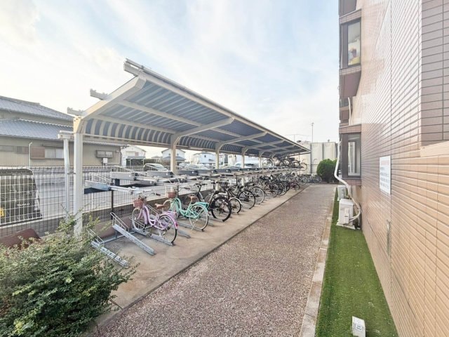 自転車置き場 パームスプリングス