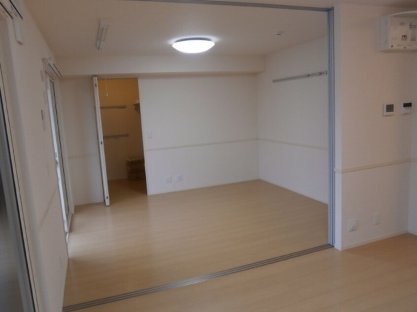 スタンダードな洋室です セジュールクレア