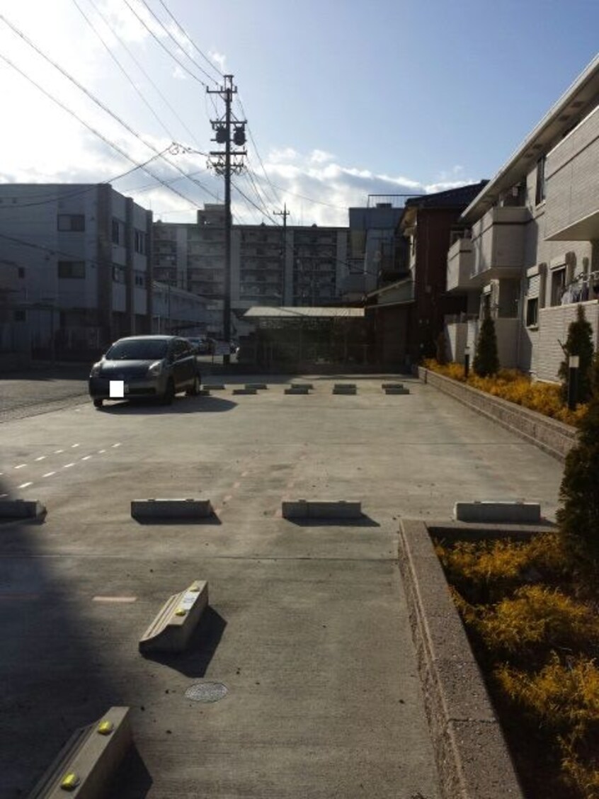 駐車場完備です レジデンス　ハーモニー