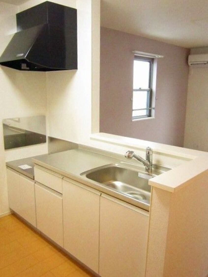 キッチンでお料理をお楽しみください レジデンス　ハーモニー