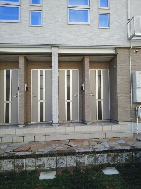 清潔なエントランスです ミネルバ