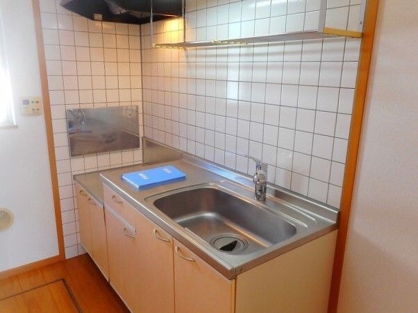 コンパクトなキッチンで掃除もラクラク パークサイド寛政