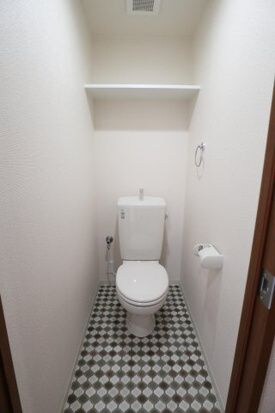 清潔感のあるトイレです ビアンコネロ