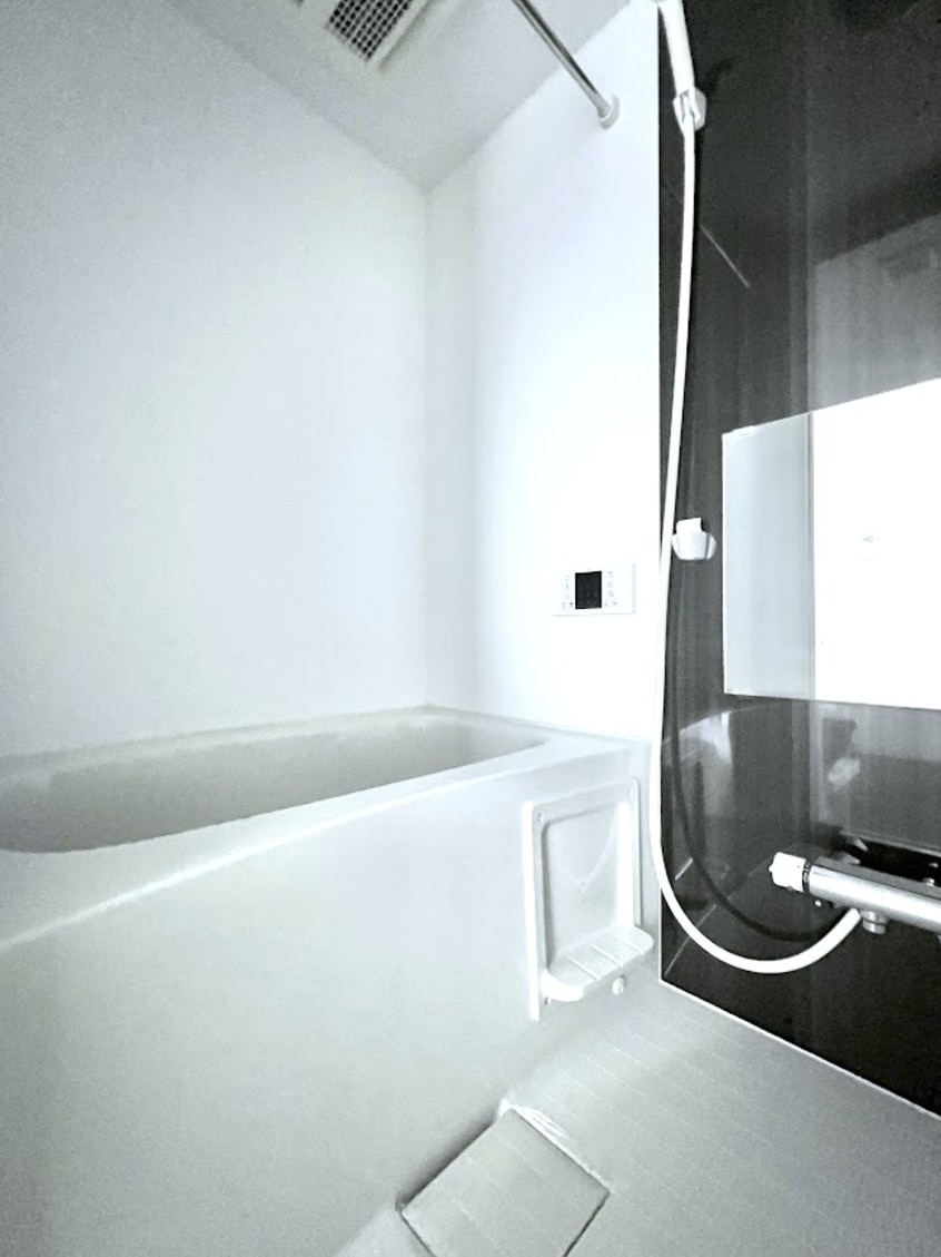 ゆったり過ごせるお風呂です Luana(ルアナ)