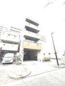 名港ビルの外観