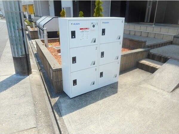 宅配ボックスです ブランシュシュ