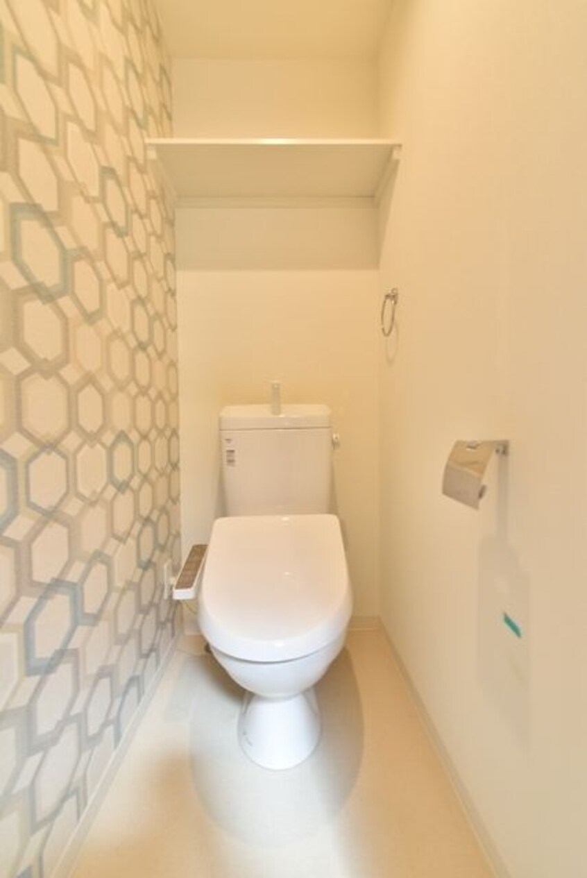  Ｃｈｅｒｉｍ烏森Ｅａｓｔ