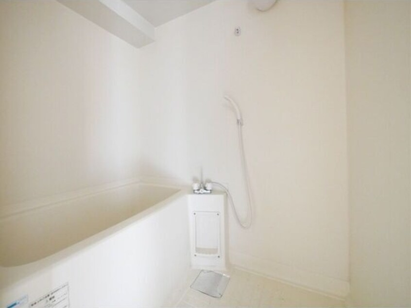 日々の疲れを癒すお風呂付です セゾンマツバ