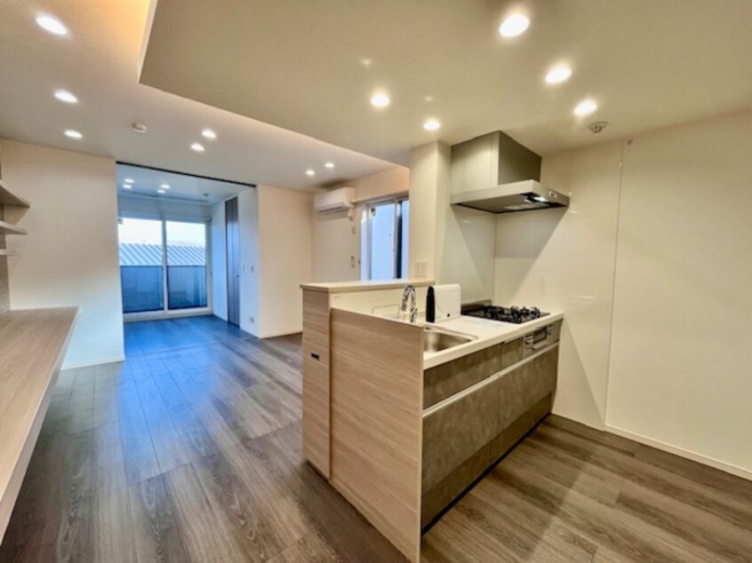 おしゃれなリビングです マリポーサ高畑A