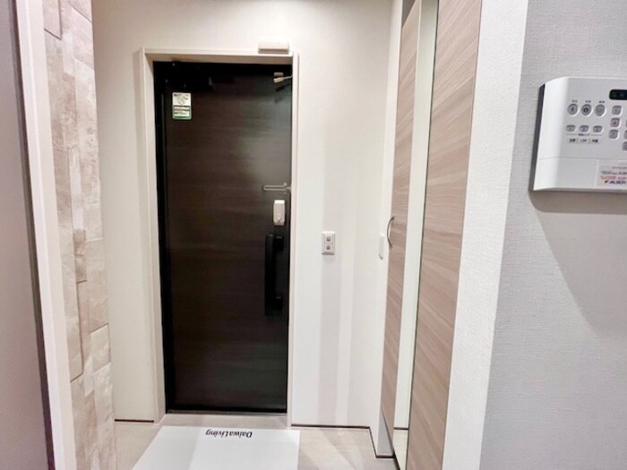 ゆったりとした玄関です マリポーサ高畑A