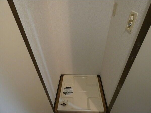 洗濯機置き場です DORF　JUBAN