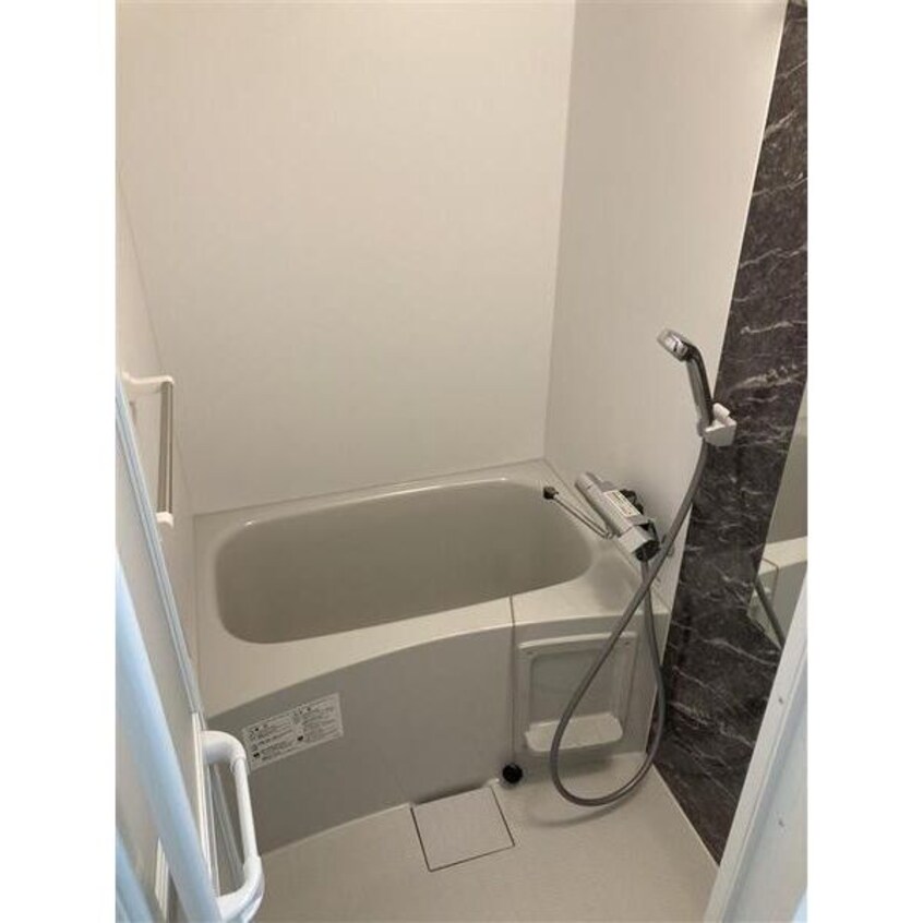 コンパクトで使いやすいお風呂です S-RESIDENCE金山altano(アルターノ)