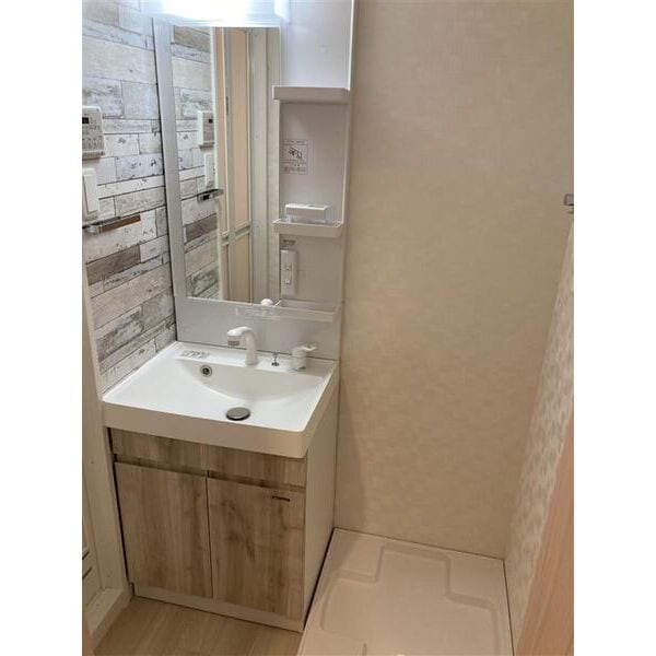 スペースが確保できる洗面所です S-RESIDENCE金山altano(アルターノ)