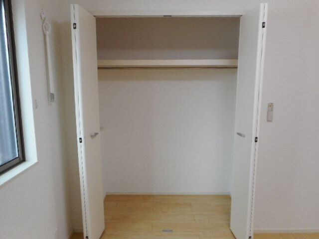 十分な収納スペースがあります アルモニー