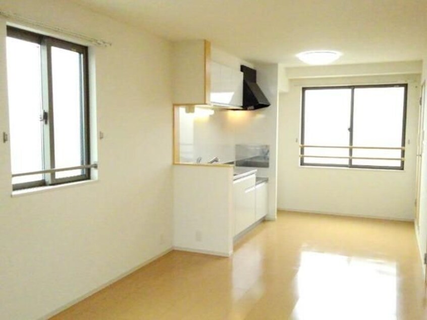 内装です ラフレシール