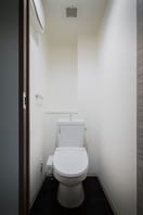 落ち着いた色調のトイレです S-FORT熱田六番