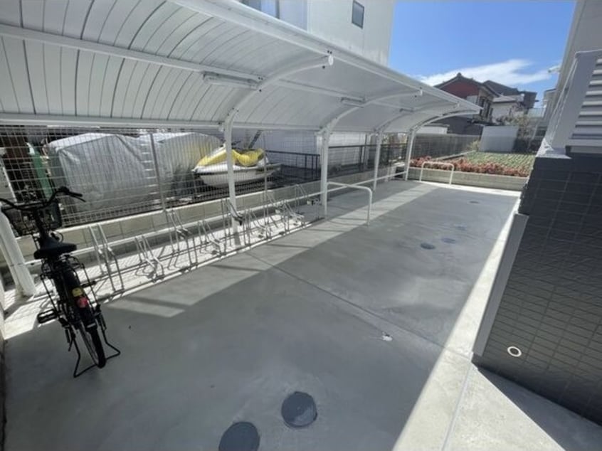 自転車置き場です パークハイム日比野