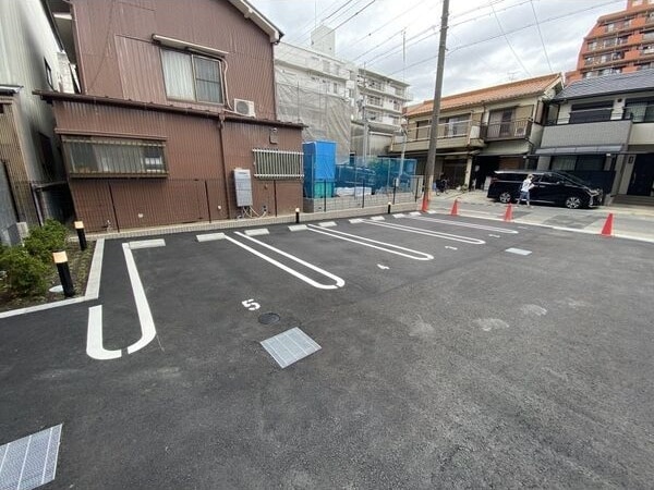 駐車場に車を止められます ディアレイシャス尾頭橋