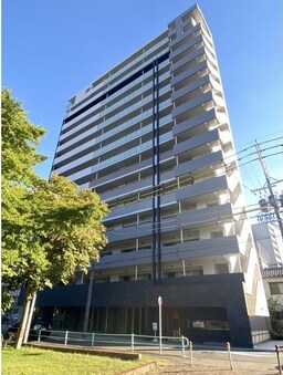落ち着いた雰囲気の外観です
