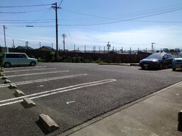 駐車場に車を止められます